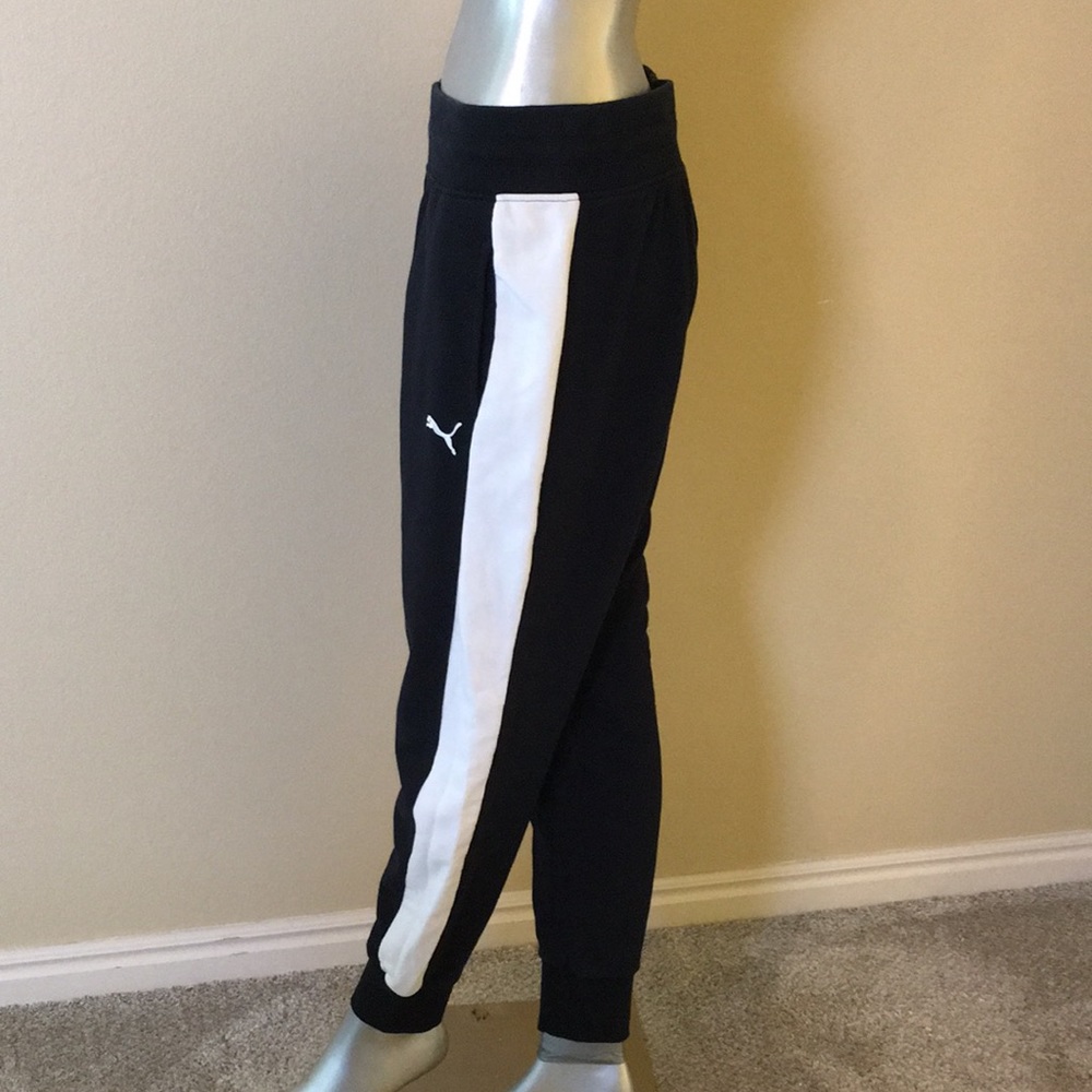 PUMA | Side Stripe Jogger Sweats / Sweatpants